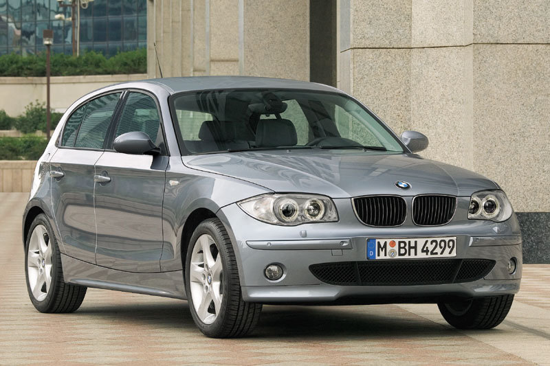 BMW 1-series 2004 matmenys