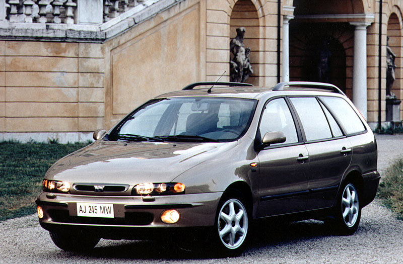 Fiat Marea Weekend 1996 matmenys