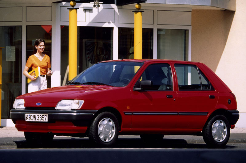 Ford Fiesta 1994 matmenys
