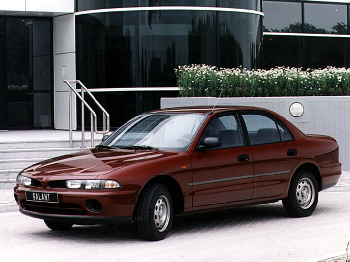 Mitsubishi Galant 1993 matmenys