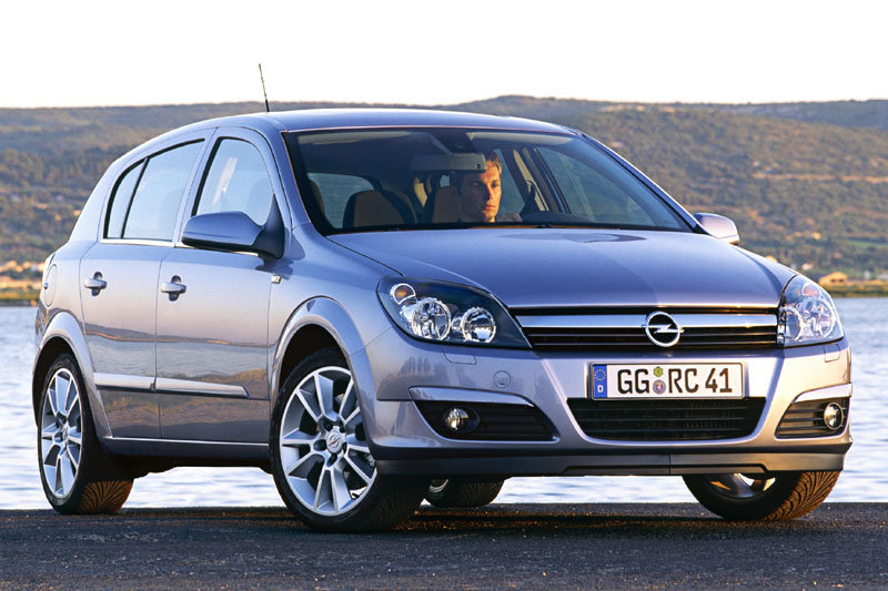 Opel Astra 2004 matmenys