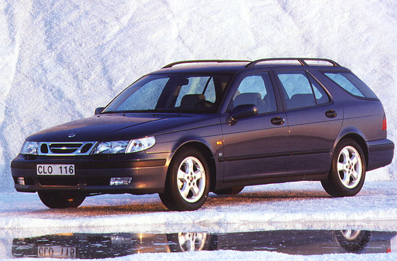 Saab 9-5 Estate 1999 matmenys